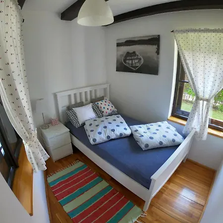 Zbychowka Holiday home *